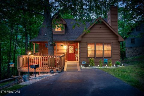3513 Country Pines Way Sevierville TN 37876