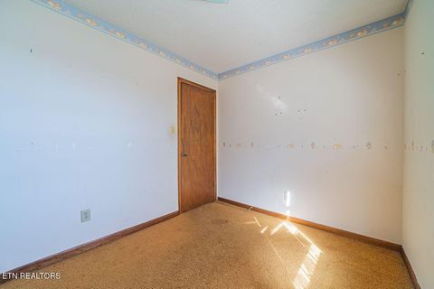 Tiny photo for 5917 W Pine Lane, Knoxville, TN 37909 (MLS # 1326395)