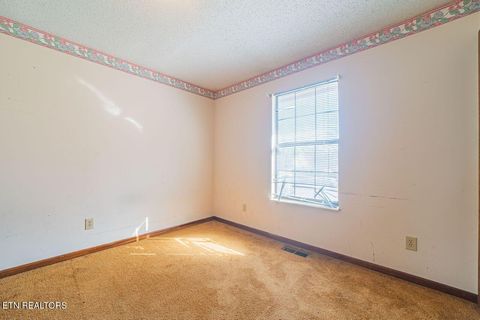 Tiny photo for 5917 W Pine Lane, Knoxville, TN 37909 (MLS # 1326395)