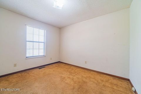 Tiny photo for 5917 W Pine Lane, Knoxville, TN 37909 (MLS # 1326395)