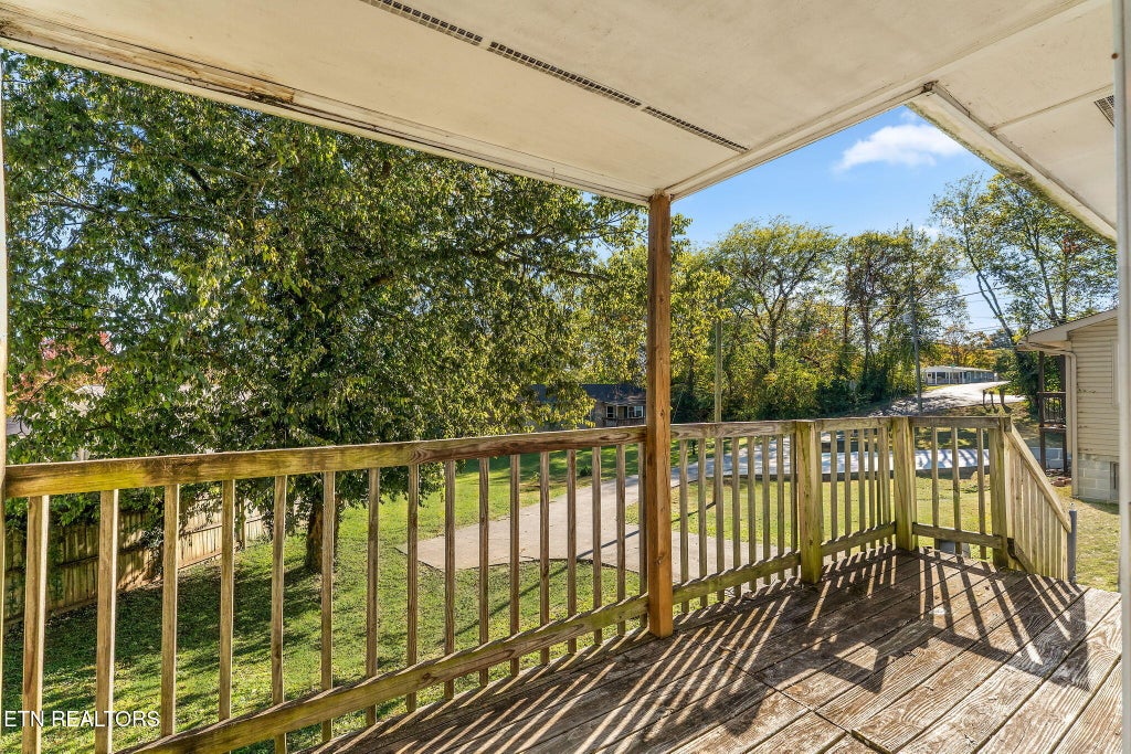 Photo of 5115 Lincoln Drive, Knoxville, TN 37914 (MLS # 1360581)