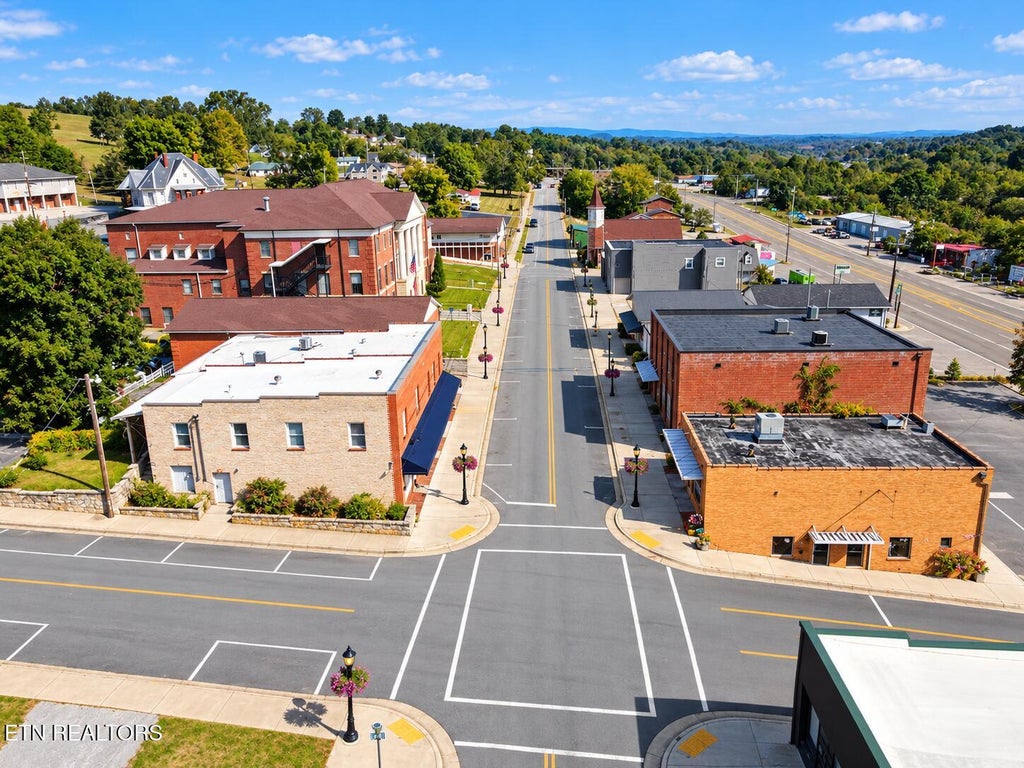Photo of 1724 Main St #1-7, Tazewell, TN 37879 (MLS # 1357664)