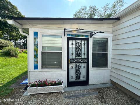 Tiny photo for 2510 Emoriland Blvd, Knoxville, TN 37917 (MLS # 1350090)