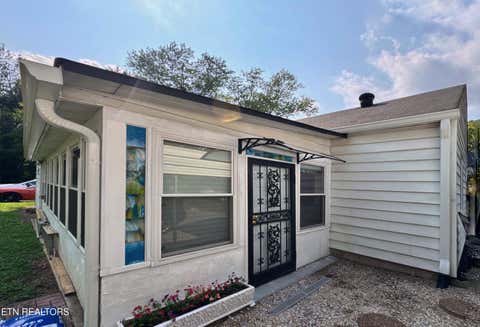 Tiny photo for 2510 Emoriland Blvd, Knoxville, TN 37917 (MLS # 1350090)