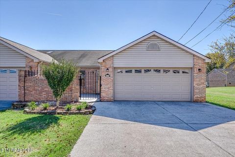 Photo of 926 WILDACRE Way, Knoxville, TN 37920 (MLS # 1319334)