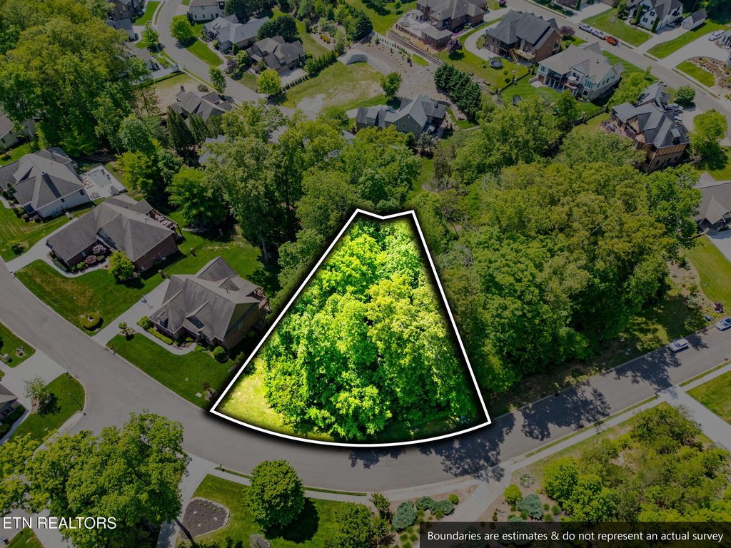 Photo of 2209 Viewcrest Lane, Knoxville, TN 37932 (MLS # 1339061)