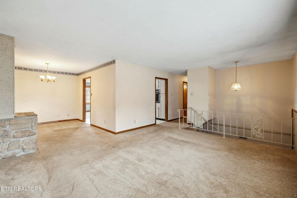 Photo of 12208 W Kings Gate Rd, Farragut, TN 37934 (MLS # 1293810)