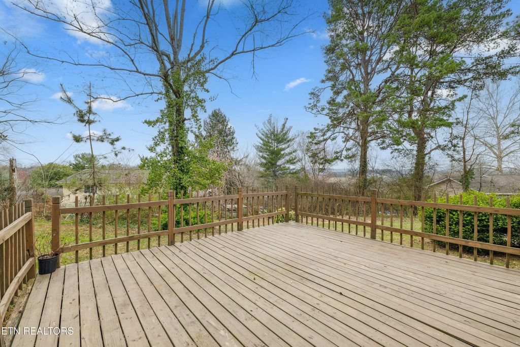 Photo of 12208 W Kings Gate Rd, Farragut, TN 37934 (MLS # 1293810)