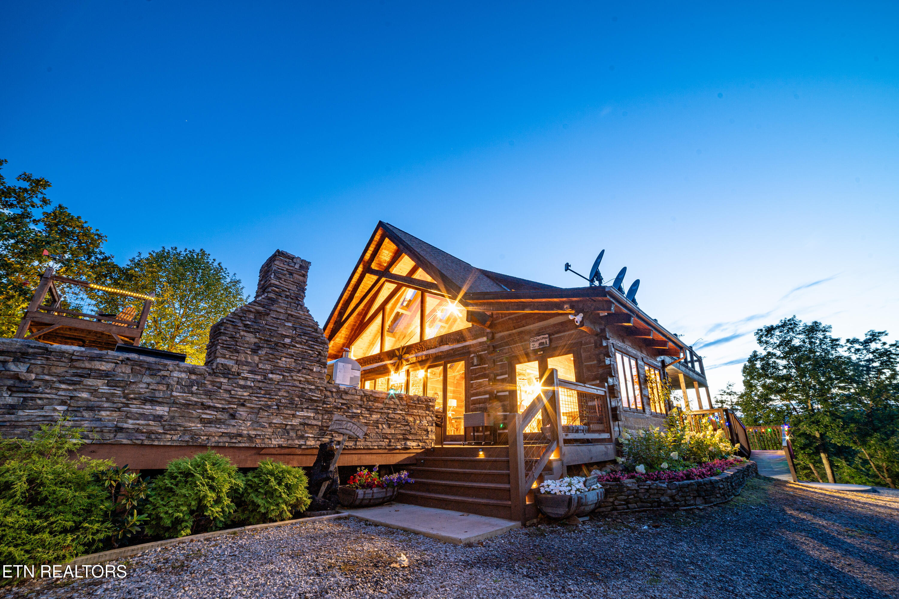 3309 Lonesome Pine Way