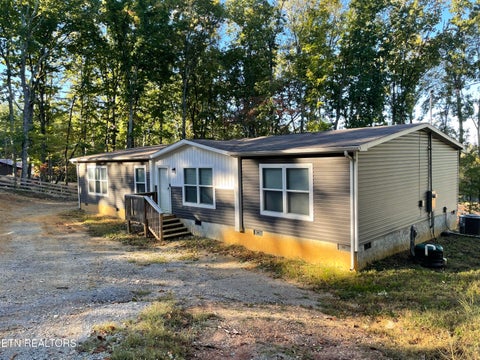 Photo of 180 Oak Hill Lane, Vonore, TN 37885 (MLS # 1359475)