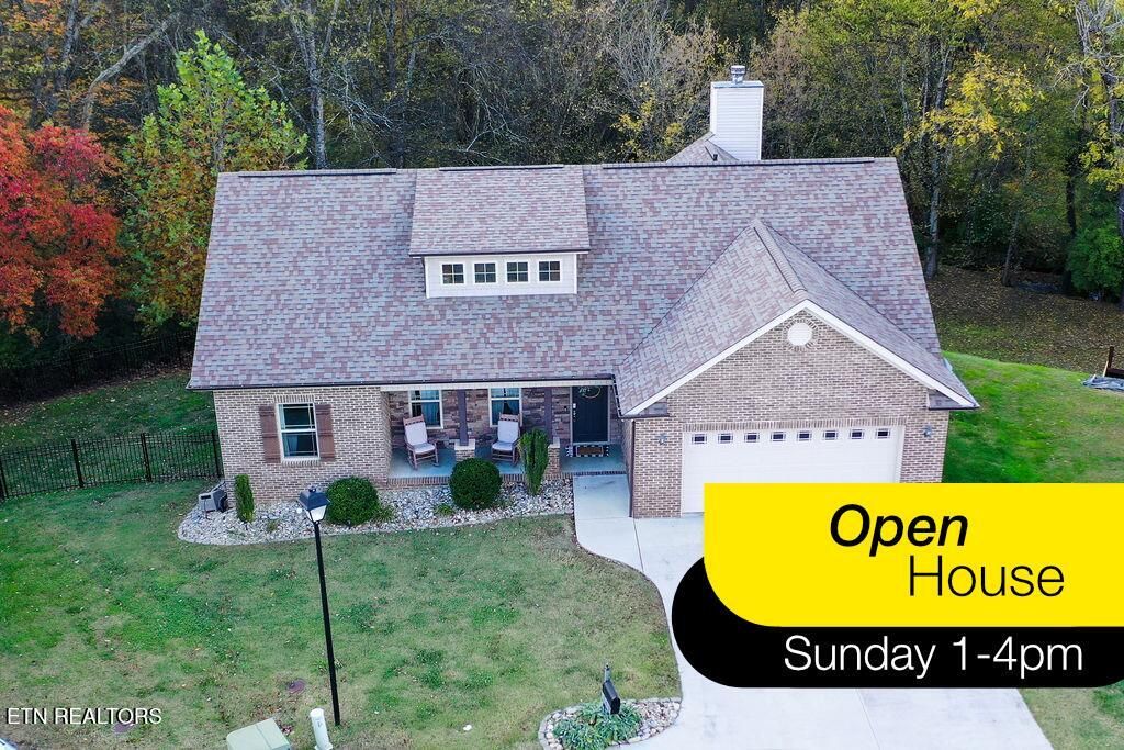 Photo of 505 Greystoke Lane, Knoxville, TN 37912 (MLS # 1325860)