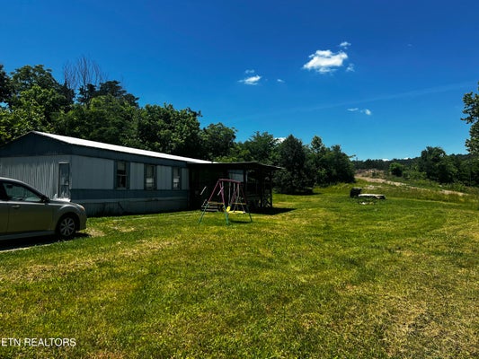 219 CEDAR AVE, LUTTRELL, TN 37779 - Image b4d7d41d24c76ae5fc80cbeb4ae14492/2312742048