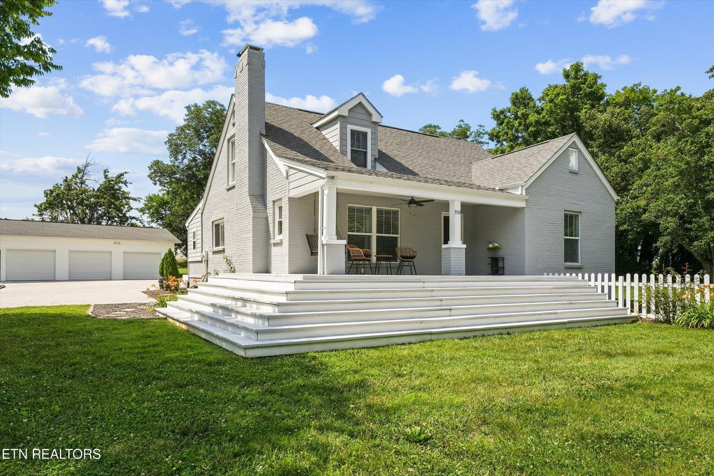 Photo of 930 Gregg Rd, Friendsville, TN 37737 (MLS # 1345965)