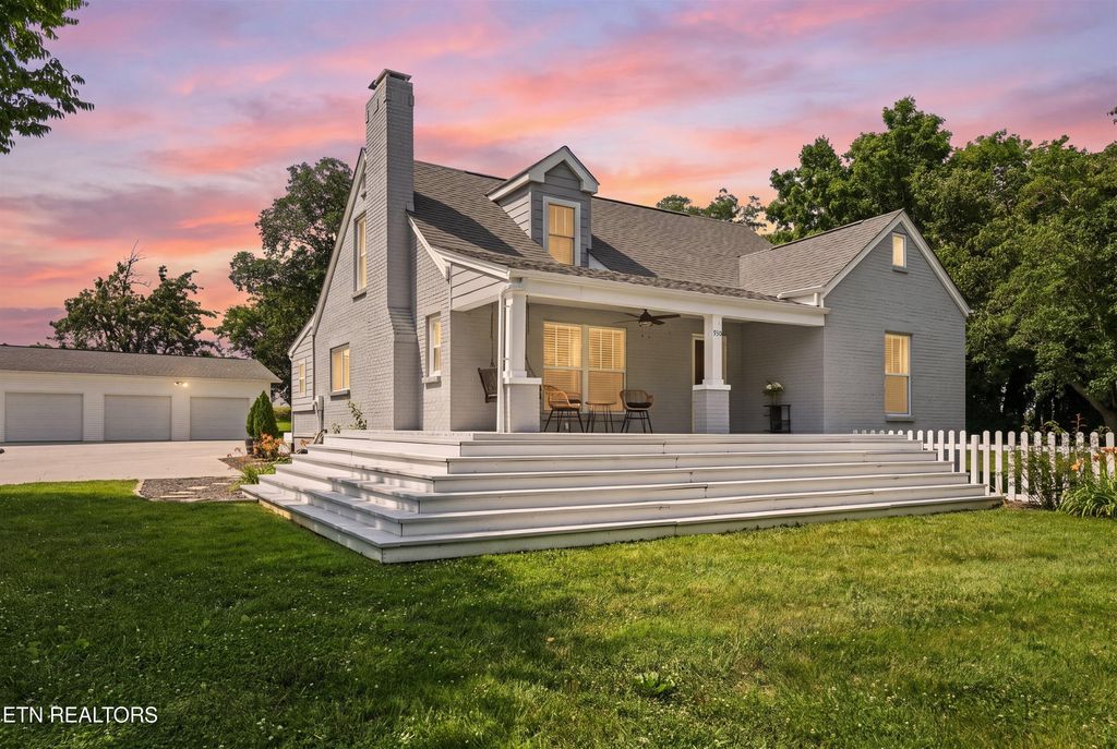 Photo of 930 Gregg Rd, Friendsville, TN 37737 (MLS # 1345965)