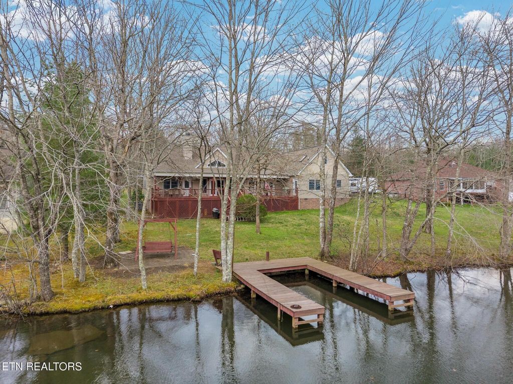 Photo of 9019 Cherokee Tr, Crossville, TN 38572 (MLS # 1335312)