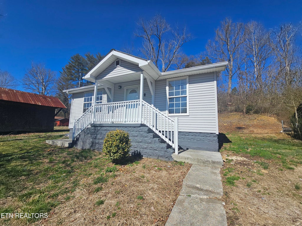 Photo of 1093 Old Bell High Rd, Pineville, KY 40977 (MLS # 1354577)