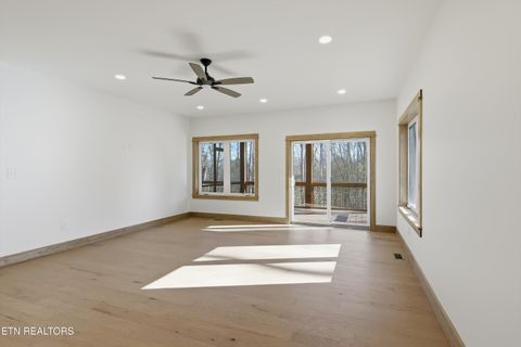 Tiny photo for 106 Fairway Circle, Townsend, TN 37882 (MLS # 1324616)