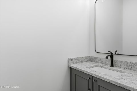 Tiny photo for 106 Fairway Circle, Townsend, TN 37882 (MLS # 1324616)