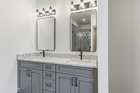 Tiny photo for 106 Fairway Circle, Townsend, TN 37882 (MLS # 1324616)