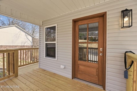 Tiny photo for 136 California Ave, Oak Ridge, TN 37830 (MLS # 1330253)