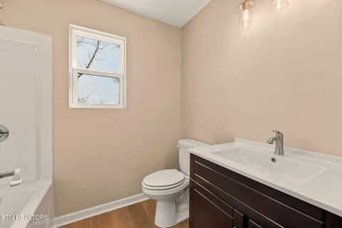 Tiny photo for 136 California Ave, Oak Ridge, TN 37830 (MLS # 1330253)