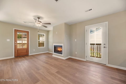 Tiny photo for 136 California Ave, Oak Ridge, TN 37830 (MLS # 1330253)