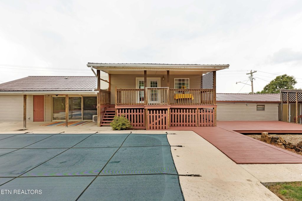 Photo of 103 Mahala Rd #B, Sweetwater, TN 37874 (MLS # 1304177)