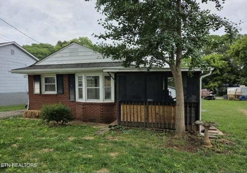 Photo of 1514 Brown Ave, Jefferson City, TN 37760 (MLS # 1347993)