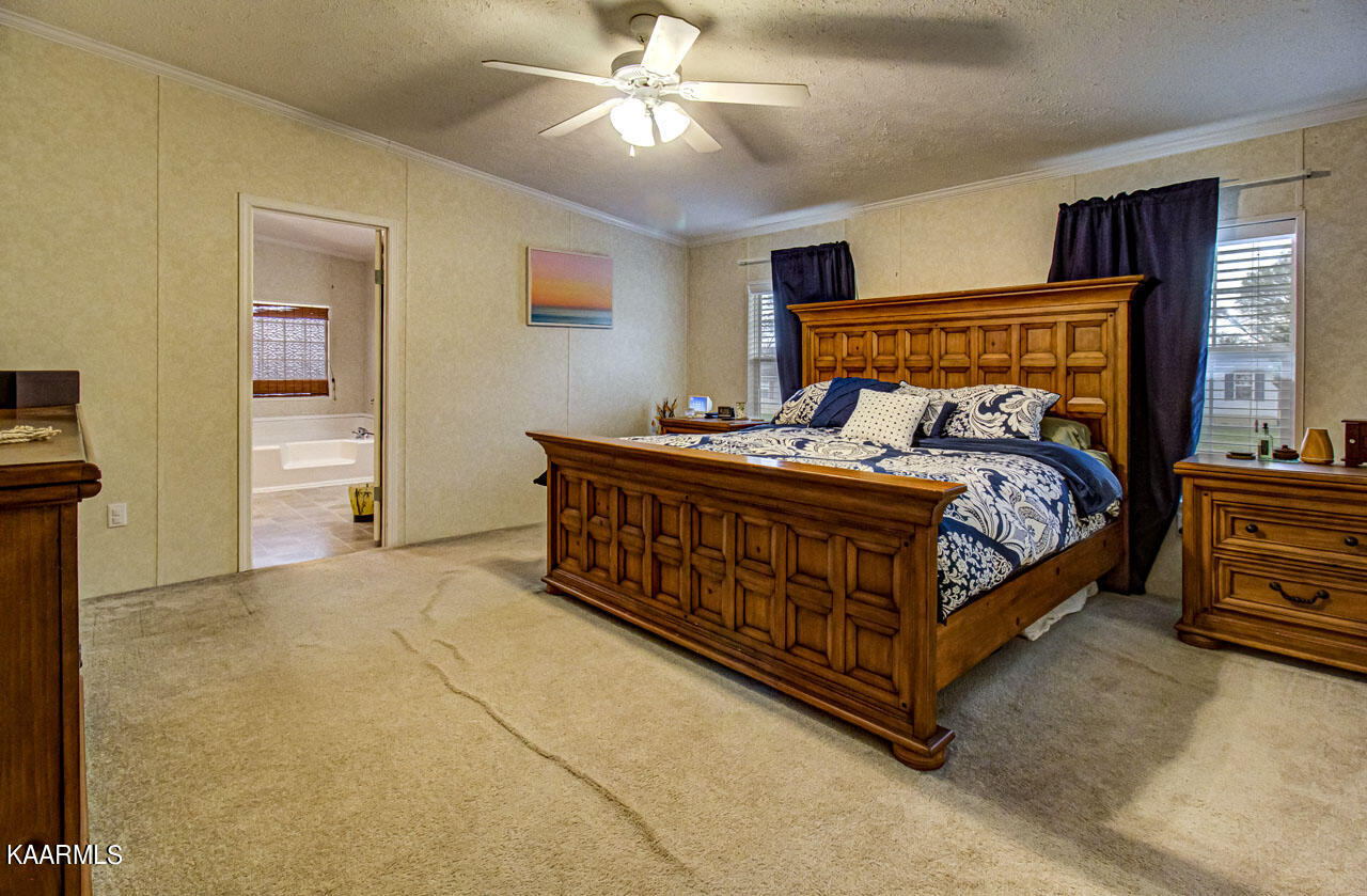 Photo 6 of 36 of 1126 Oakes Vista Way mobile home