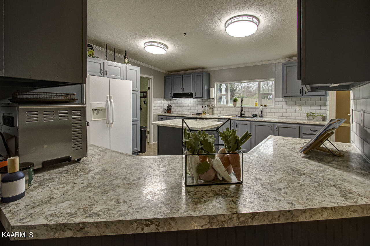 Photo 20 of 36 of 1126 Oakes Vista Way mobile home