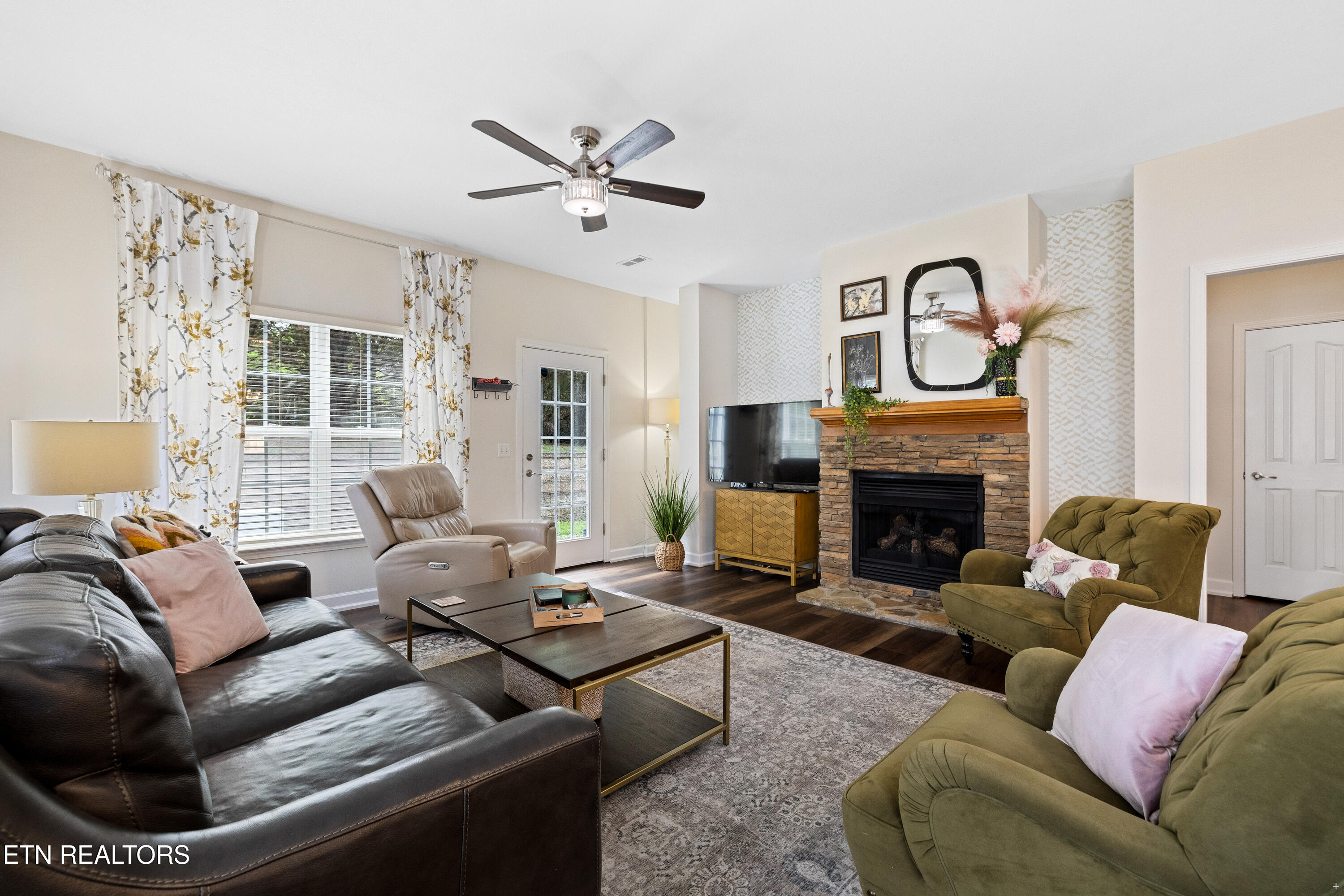 127 McNeilly Circle