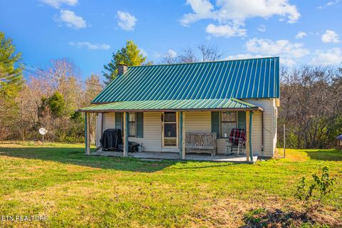 Photo of 15649 Lantana Rd, Crossville, TN 38572 (MLS # 1322675)