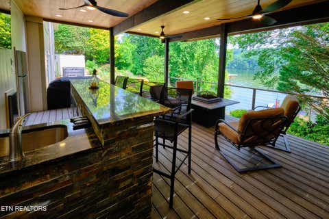 Tiny photo for 226 W Cove Drive, Greenback, TN 37742 (MLS # 1347070)