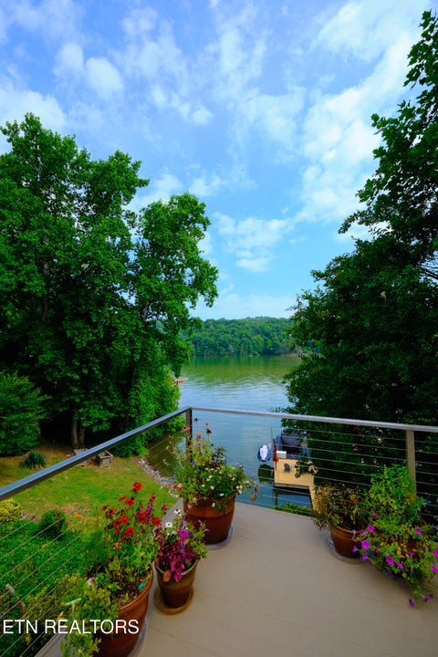 Tiny photo for 226 W Cove Drive, Greenback, TN 37742 (MLS # 1347070)