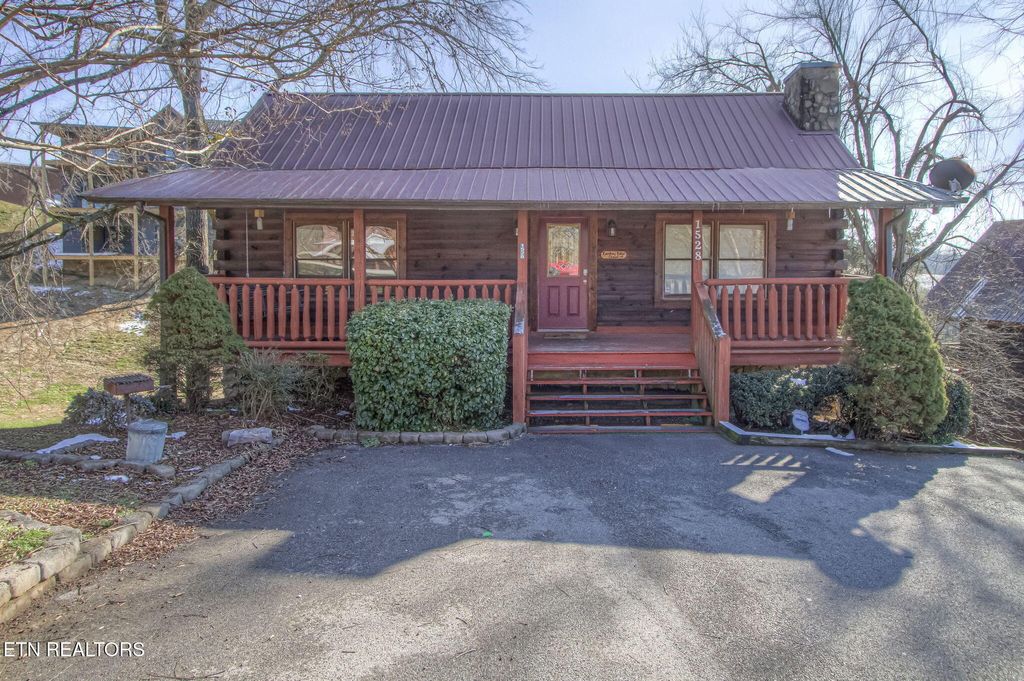 Photo of 1528 Rainbow Ridge Way, Sevierville, TN 37862 (MLS # 1328774)