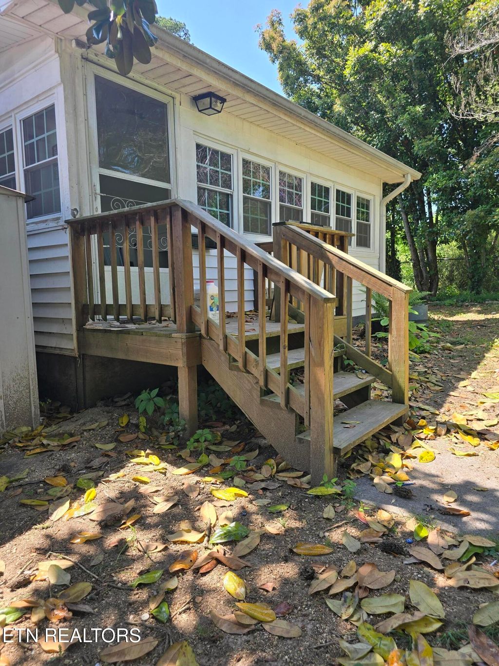 Photo of 205 E Tennessee Ave, Oak Ridge, TN 37830 (MLS # 1338331)