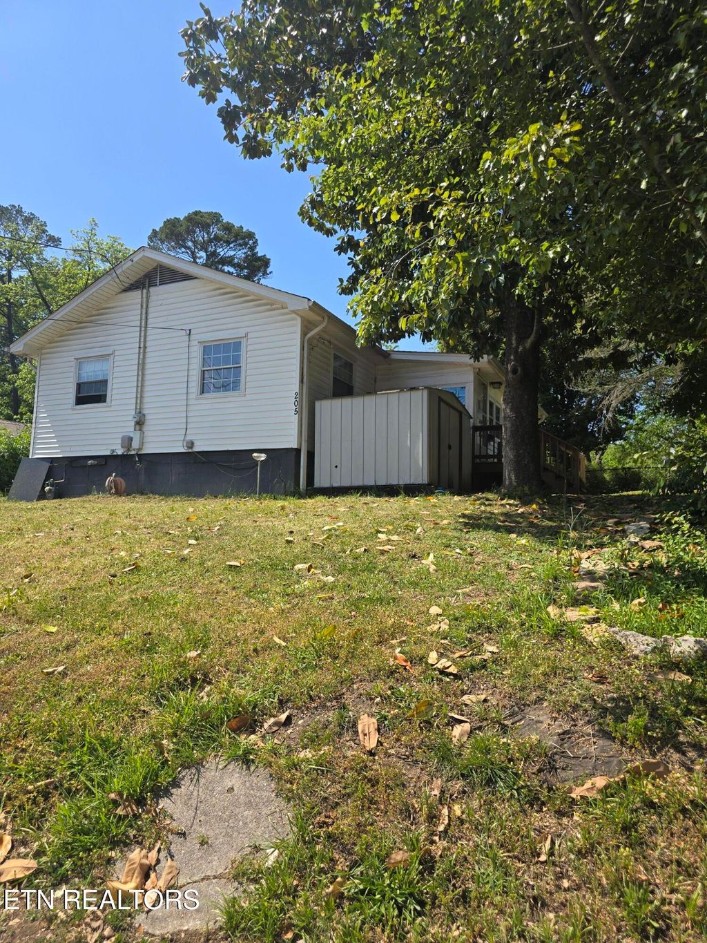 Photo of 205 E Tennessee Ave, Oak Ridge, TN 37830 (MLS # 1338331)