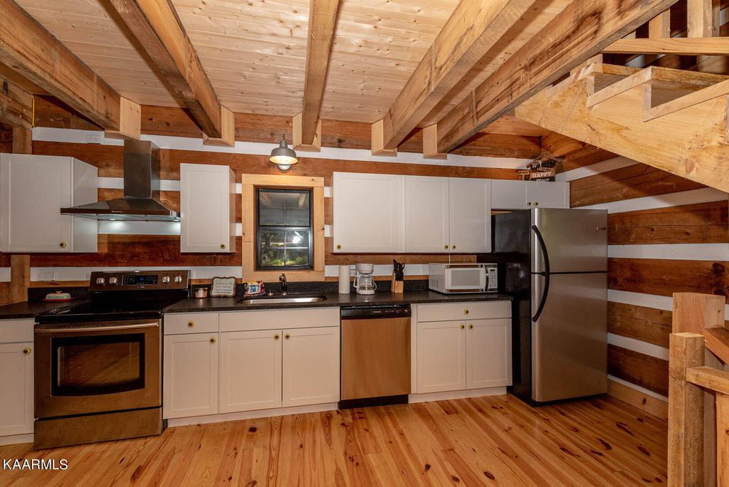 Photo of 4214 Gamble Lane, Walland, TN 37886 (MLS # 1229120)