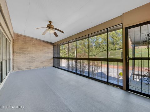 Photo of 534 Berlin Drive, Knoxville, TN 37923 (MLS # 1338307)