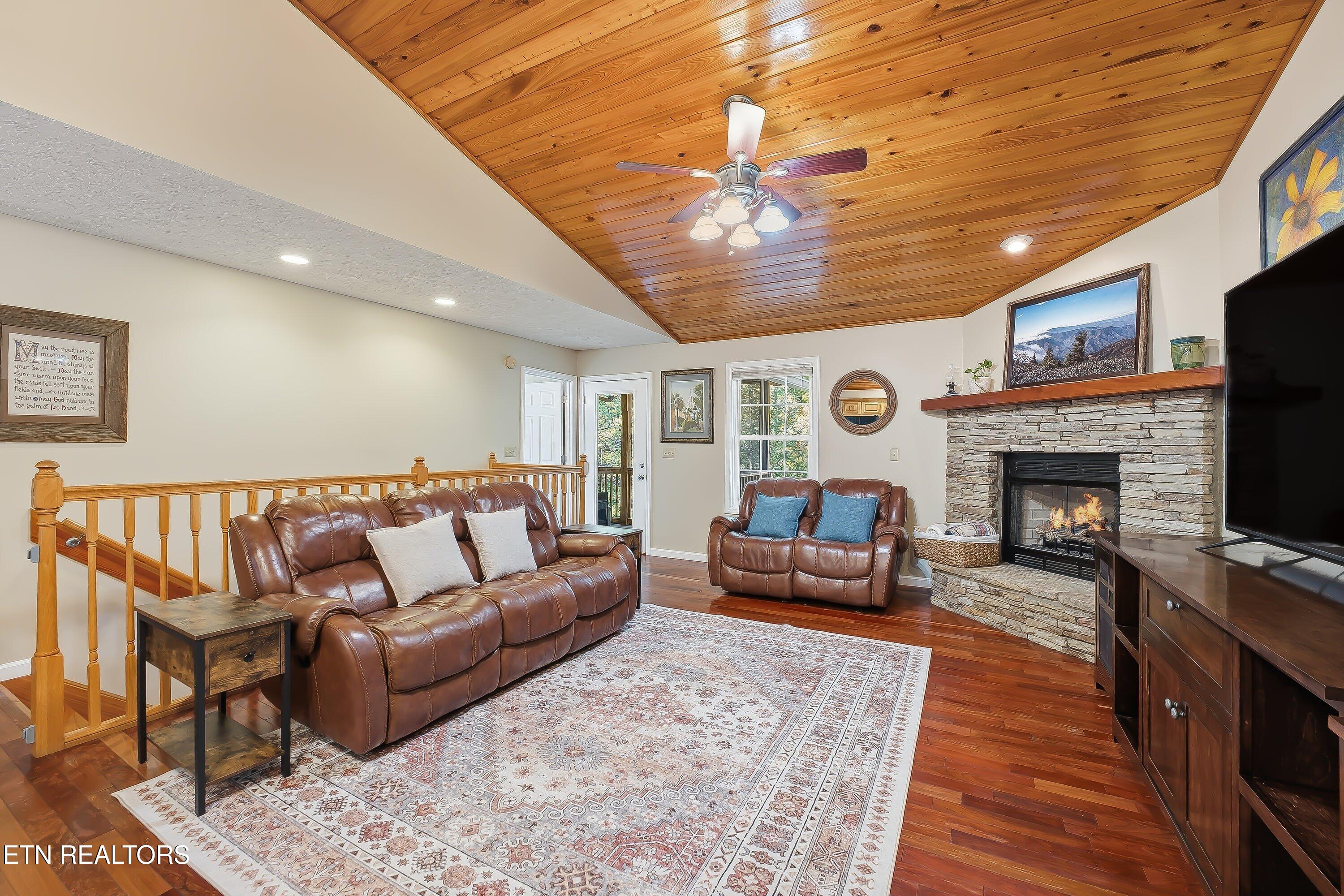 604 Monte Wood Cir