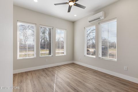 Tiny photo for 103 E Main St, Englewood, TN 37329 (MLS # 1327848)