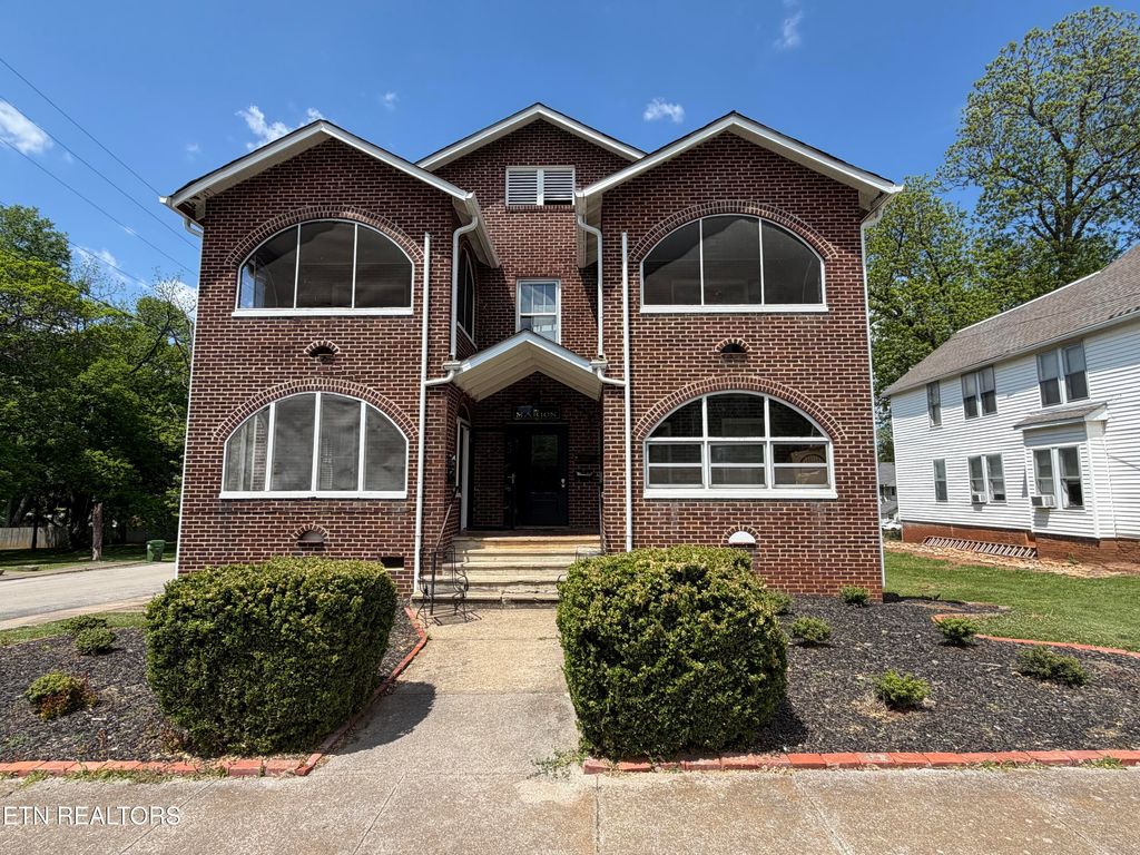 Photo of 135 Stanley Ave #135, Maryville, TN 37803 (MLS # 1338056)