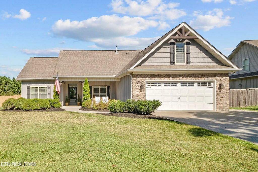 Photo of 1100 Walnut Branch Lane, Knoxville, TN 37922 (MLS # 1275389)
