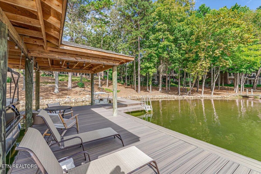 Photo of 308 Tanasi Point Point, Loudon, TN 37774 (MLS # 1322202)