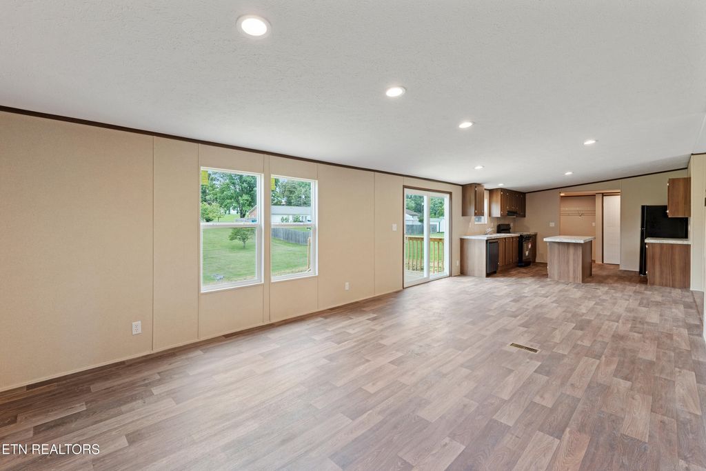 Photo of 2816 Shiloh Circle, Strawberry Plains, TN 37871 (MLS # 1304342)