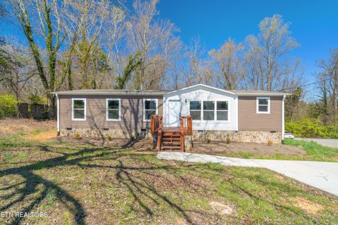 Photo of 456 W Outer Drive, Oak Ridge, TN 37830 (MLS # 1325946)