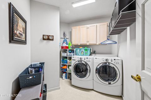 Tiny photo for 639 Deerwood Lane, LaFollette, TN 37766 (MLS # 1328785)