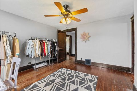 Tiny photo for 445 Chickamauga Ave, Knoxville, TN 37917 (MLS # 1333602)