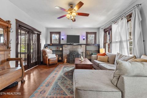 Tiny photo for 445 Chickamauga Ave, Knoxville, TN 37917 (MLS # 1333602)