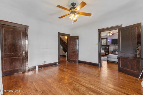 Tiny photo for 445 Chickamauga Ave, Knoxville, TN 37917 (MLS # 1333602)